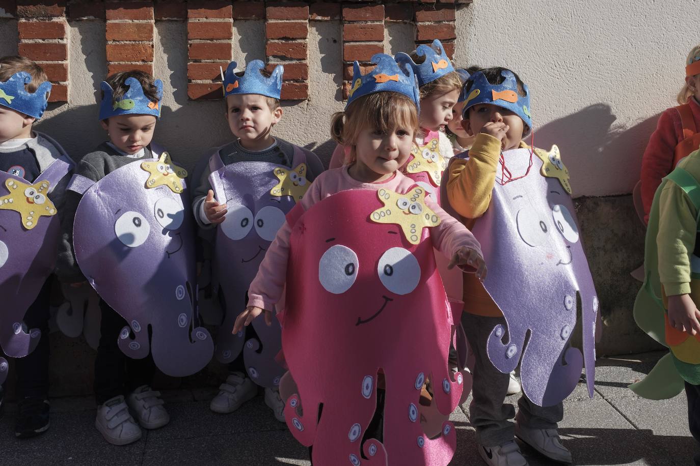 Algunos como los centros de infantil de San Eutiquio, El Bibio, Gloria Fuertes o Jovellanos hicieron que los más pequeños disfrutaran de una jornada especial