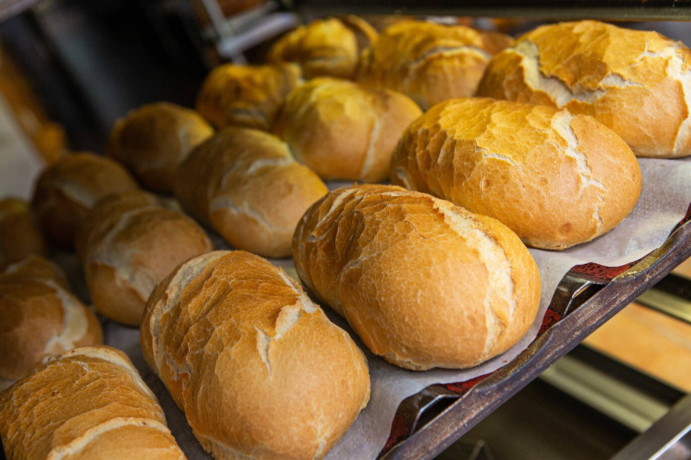  Las panaderías de la Pola elaboran los productos típicos de Comadres