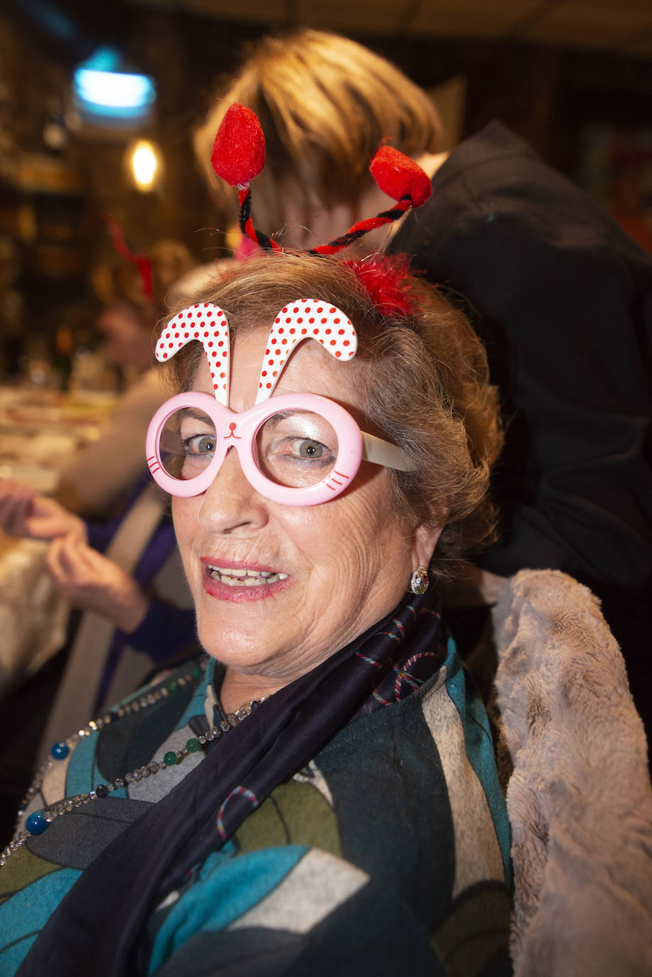 Las comadres prenden el antroxu en Avilés