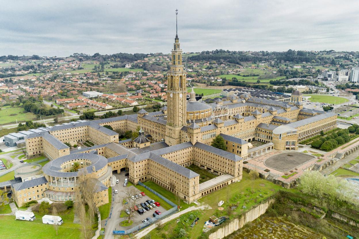 La Universidad Laboral a vista de dron. 