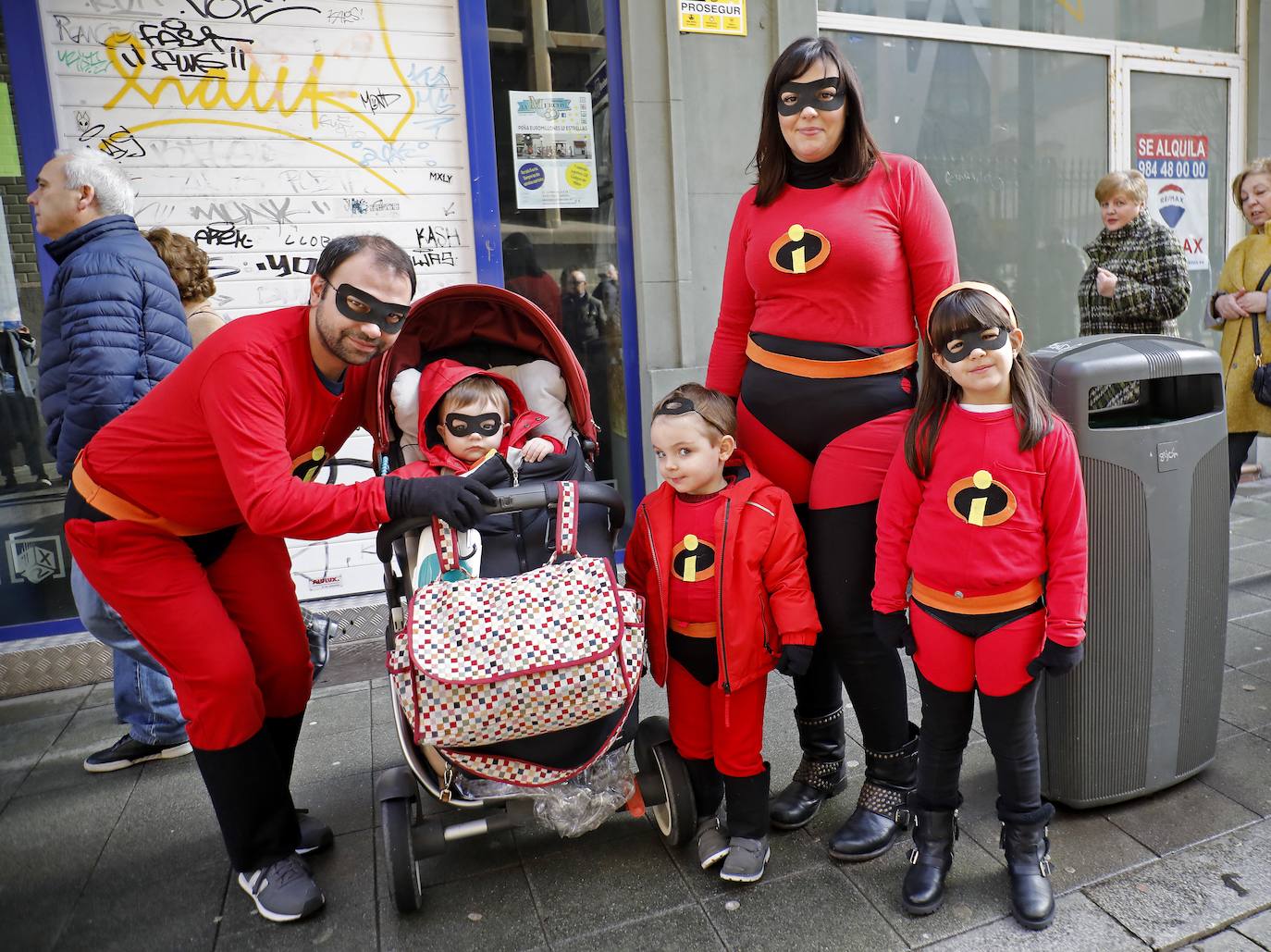 Fotos: ¿Estuviste en el desfile infantil del Antroxu en Gijón? ¡Búscate!