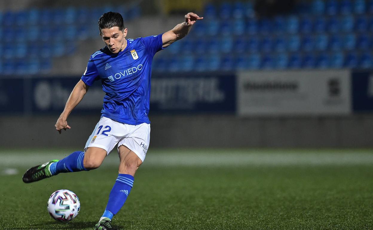 Consulta el horario y dónde seguir el Real Oviedo - Tenerife, partido de Segunda División de fútbol.