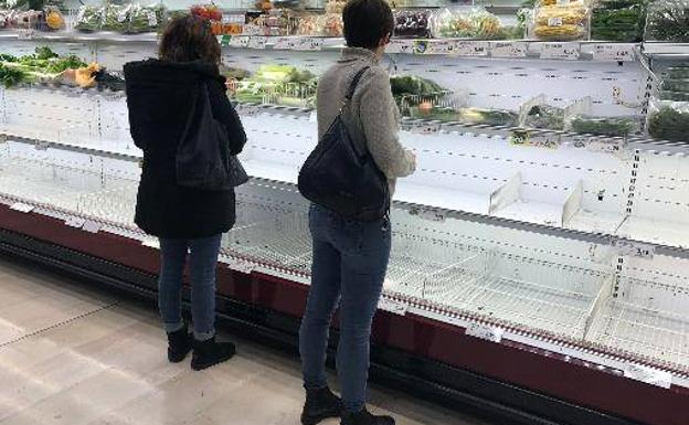 Los productos frescos se han agotado en varios supermercados italianos 