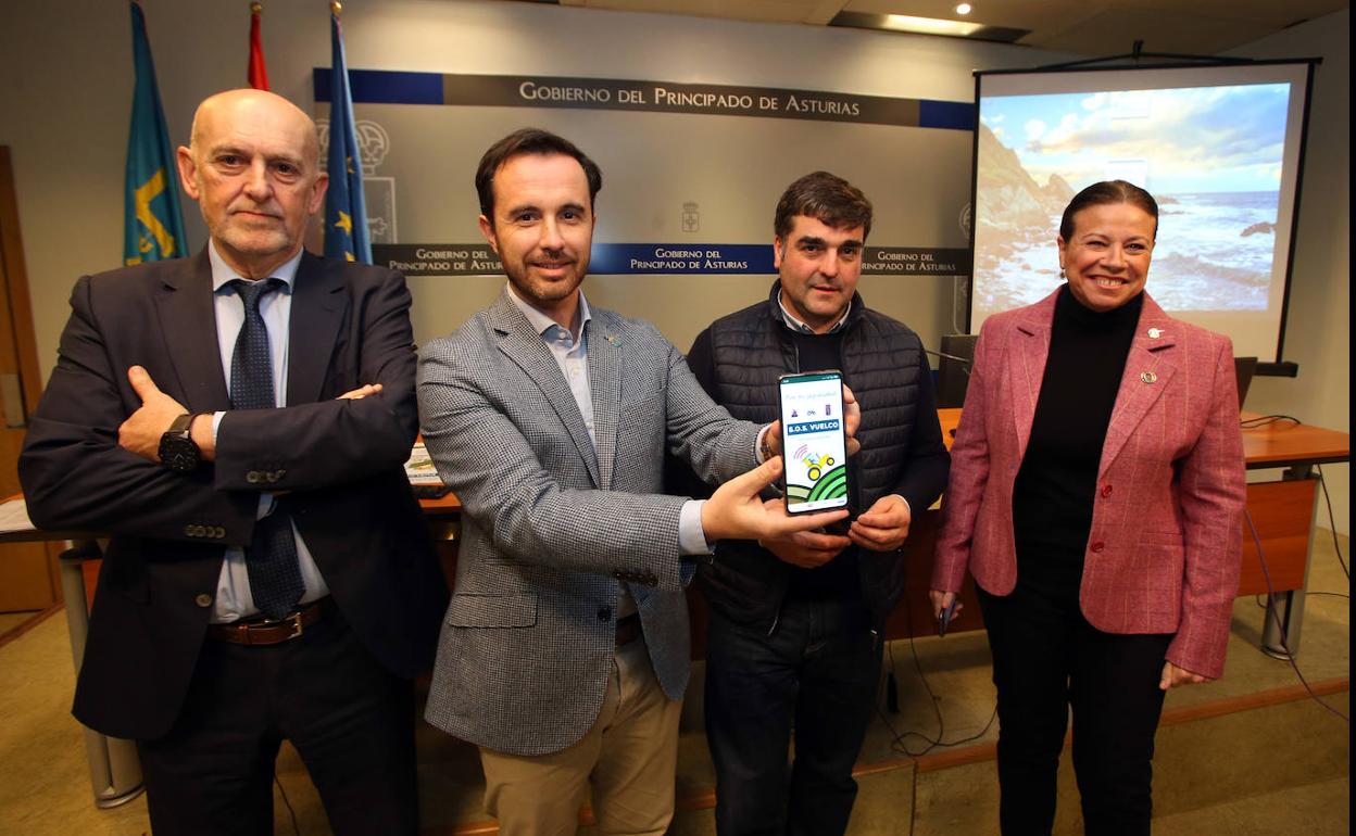 Pablo Priesca, David Villar, Nino Rodríguez y Myriam Hernández, durante la presentación.