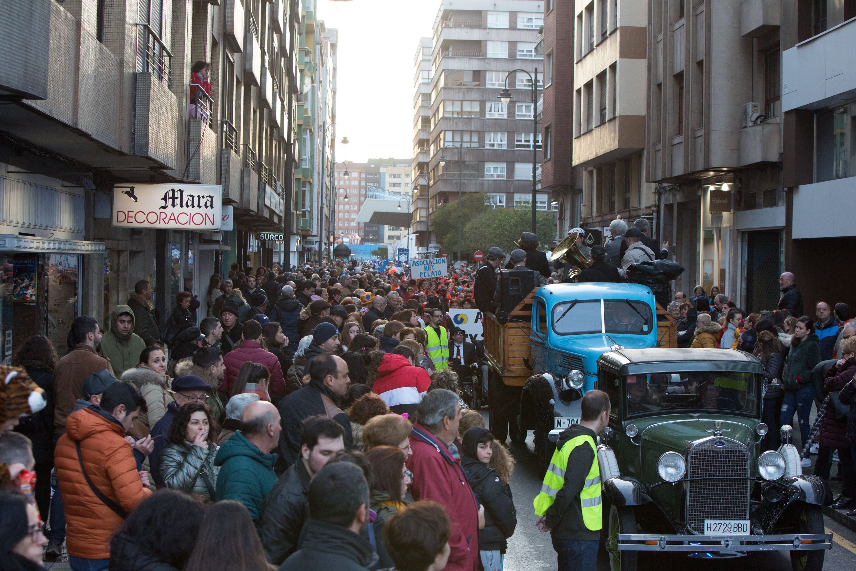 Fotos: Búscate en el Desfile de Antroxos