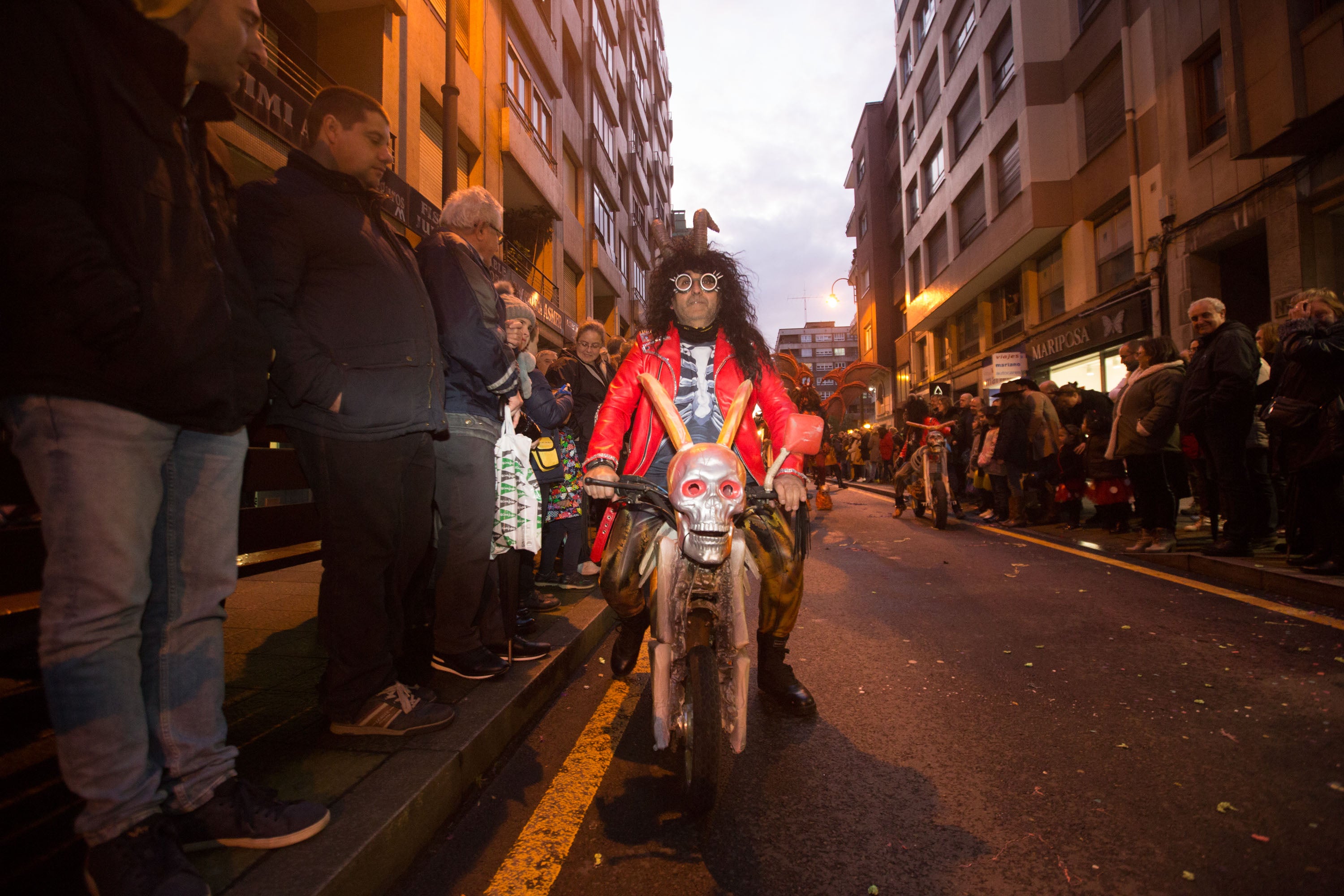 Fotos: Búscate en el Desfile de Antroxos
