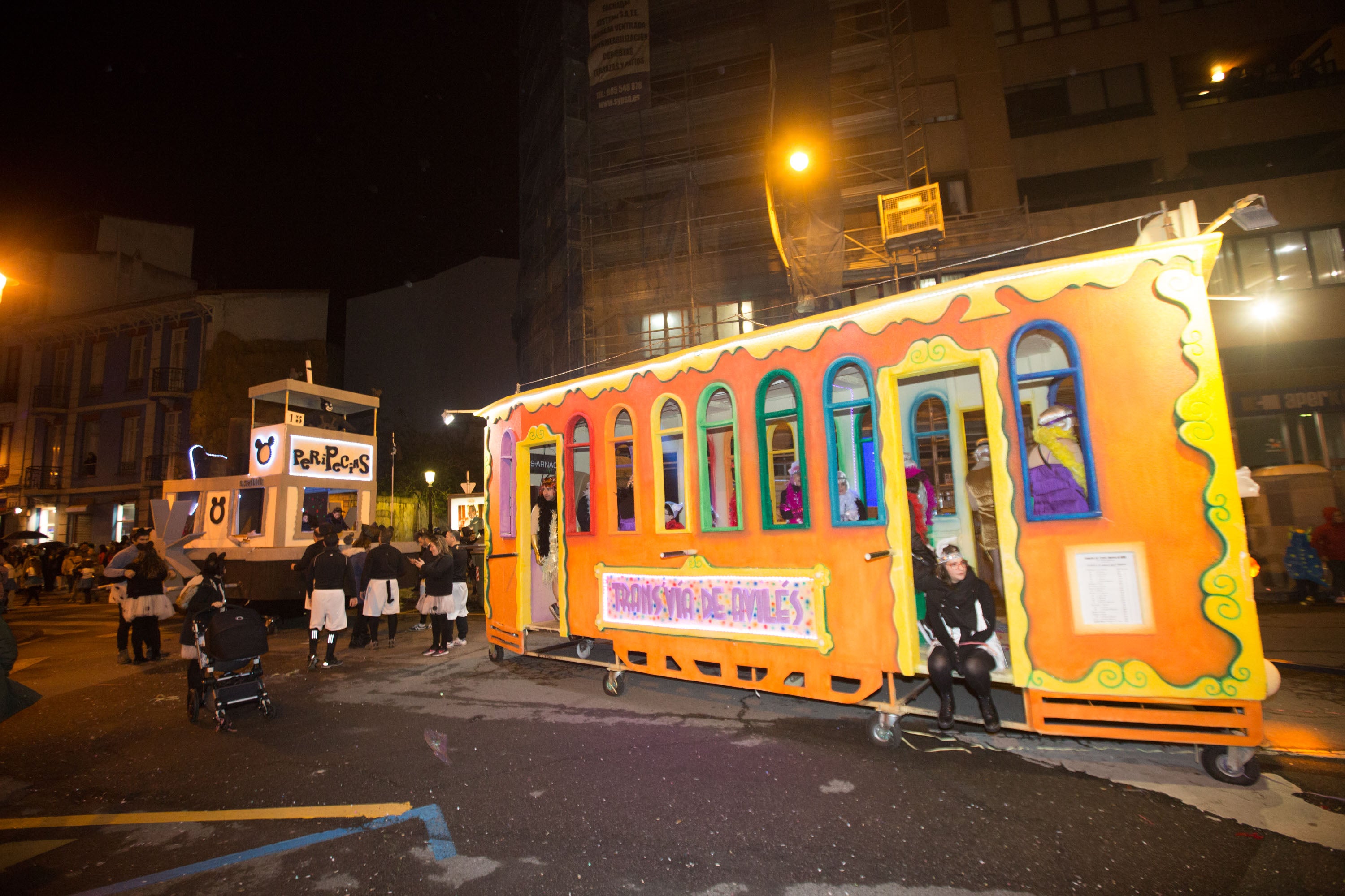 Fotos: Búscate en el Desfile de Antroxos