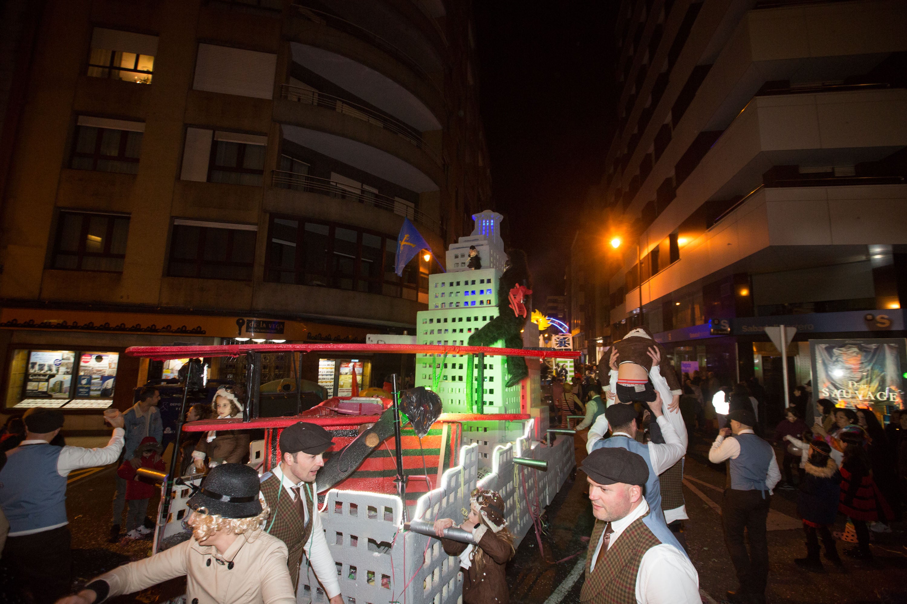 Fotos: Búscate en el Desfile de Antroxos