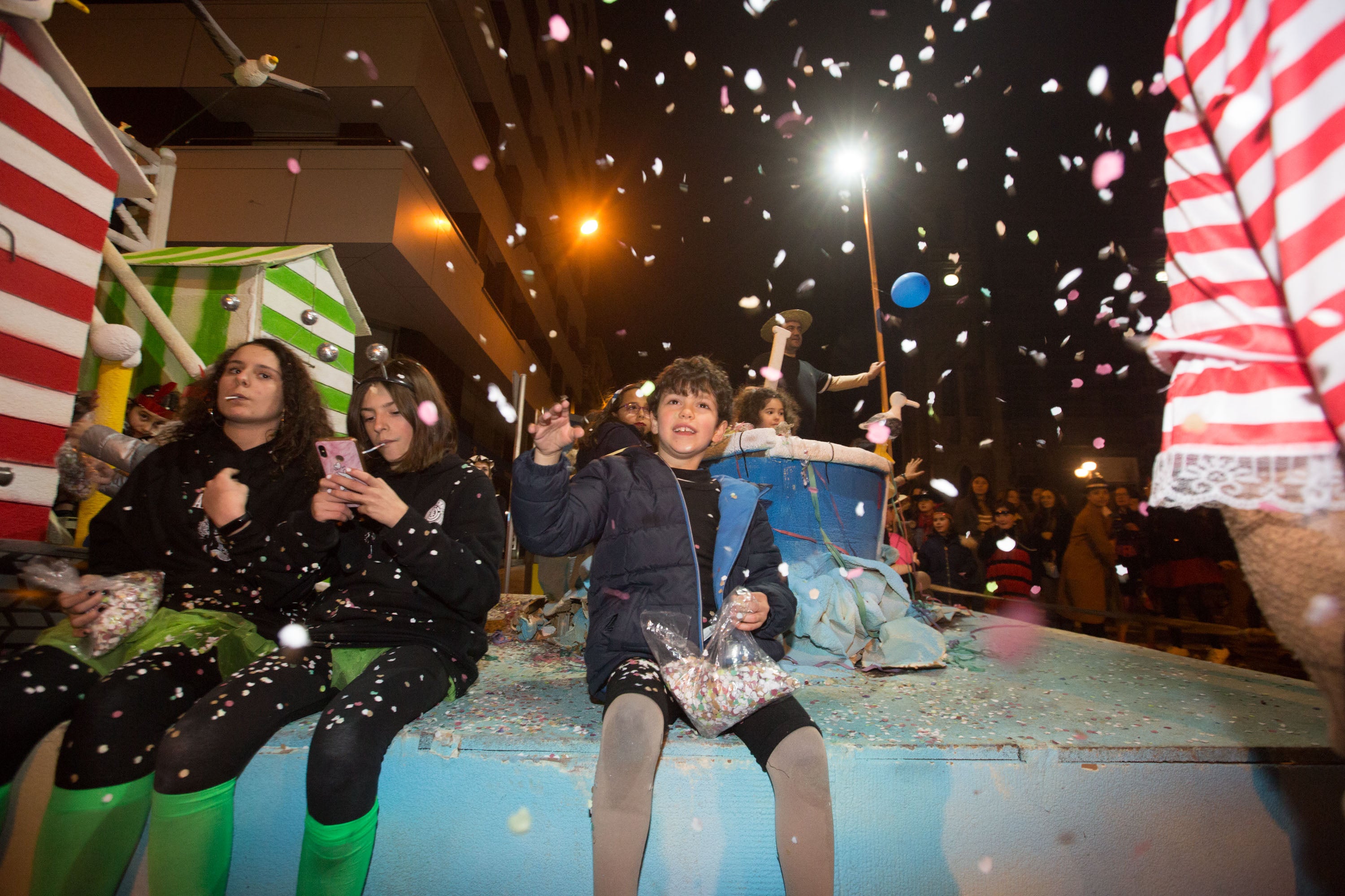 Fotos: Búscate en el Desfile de Antroxos