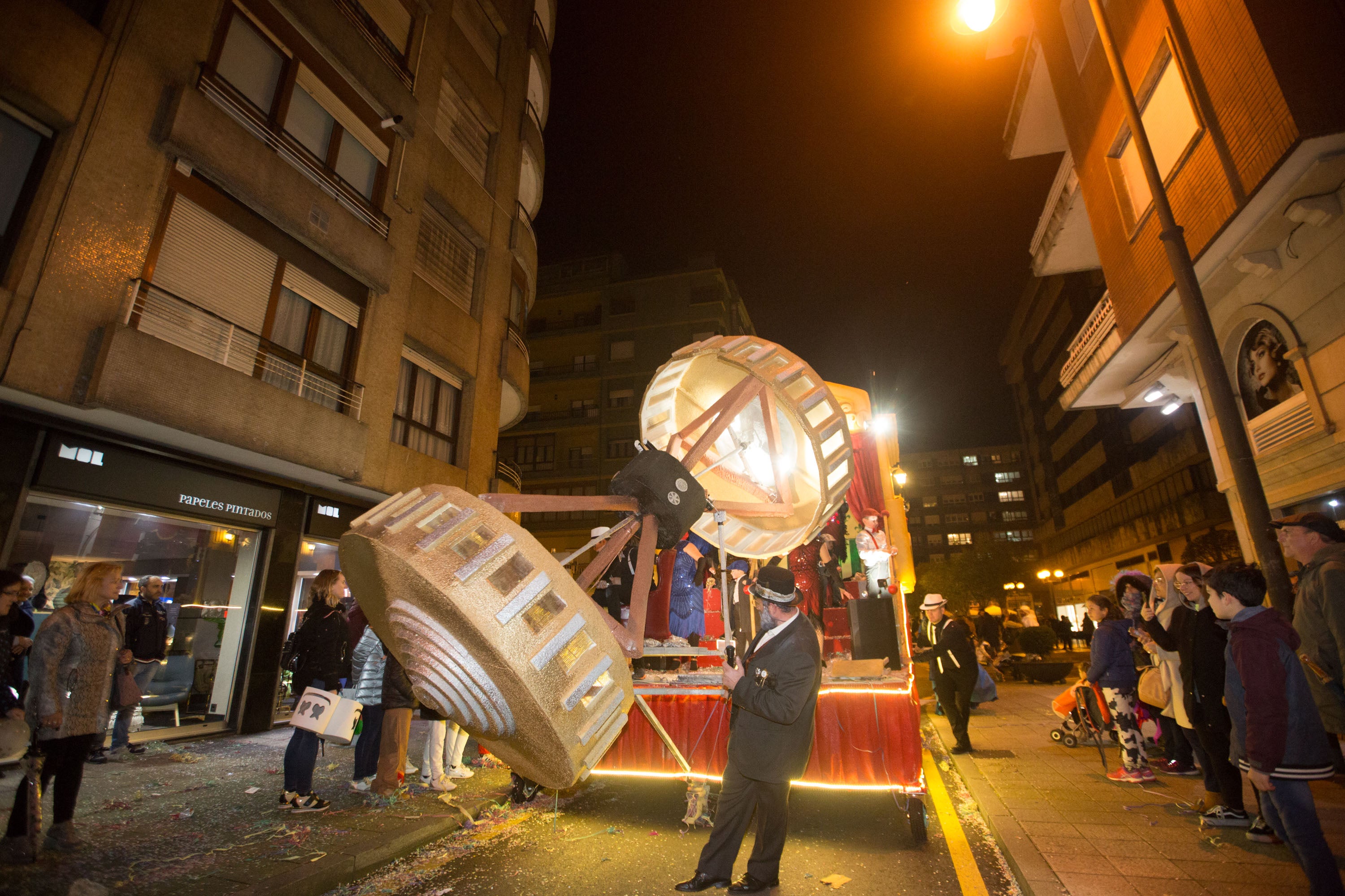 Fotos: Búscate en el Desfile de Antroxos