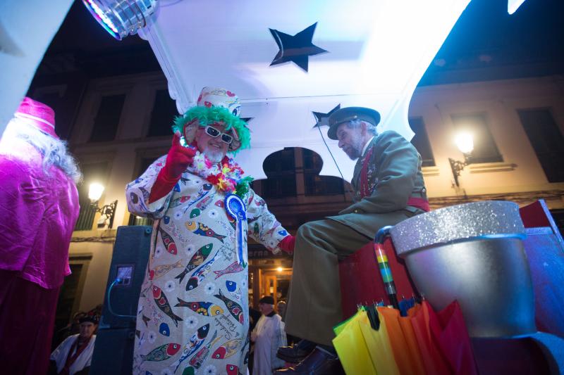 Fotos: El entroxu entierra a su sardina