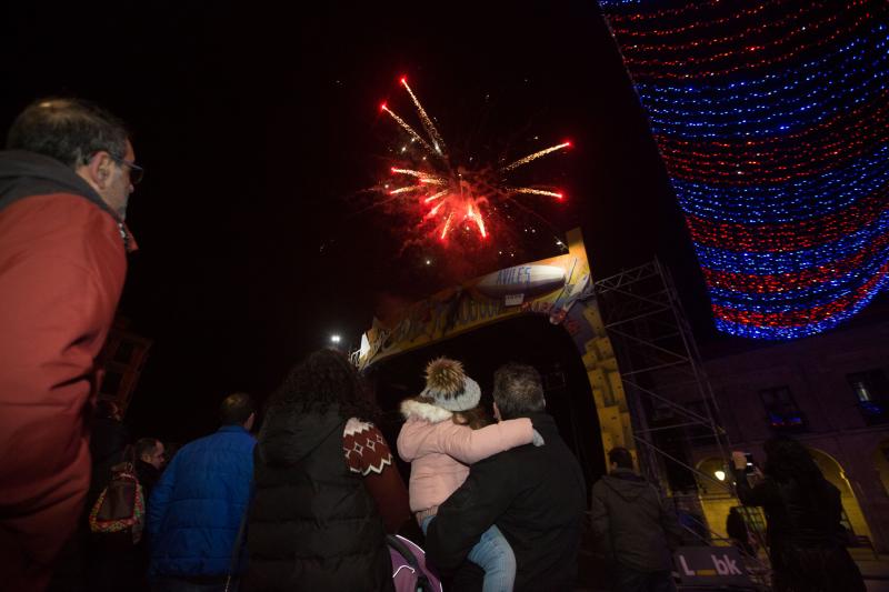 Fotos: El entroxu entierra a su sardina