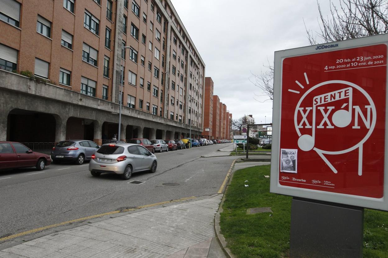 Bloque de edificios de la calle Maestro Amado Morán donde tuvieron lugar los hechos. 
