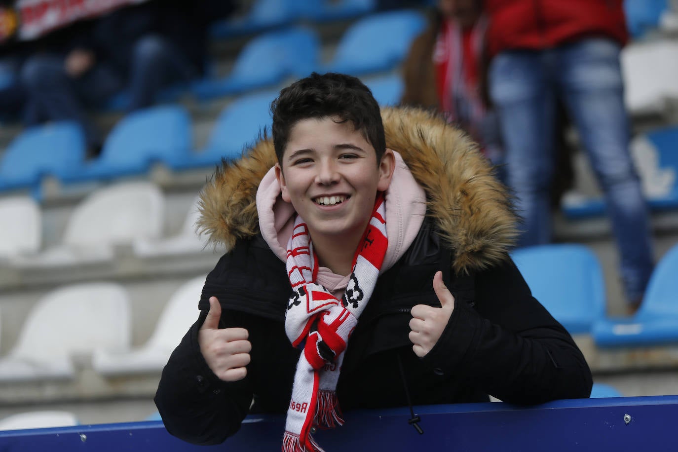 Fotos: ¿Estuviste en el Ponferradina – Sporting? ¡Búscate!