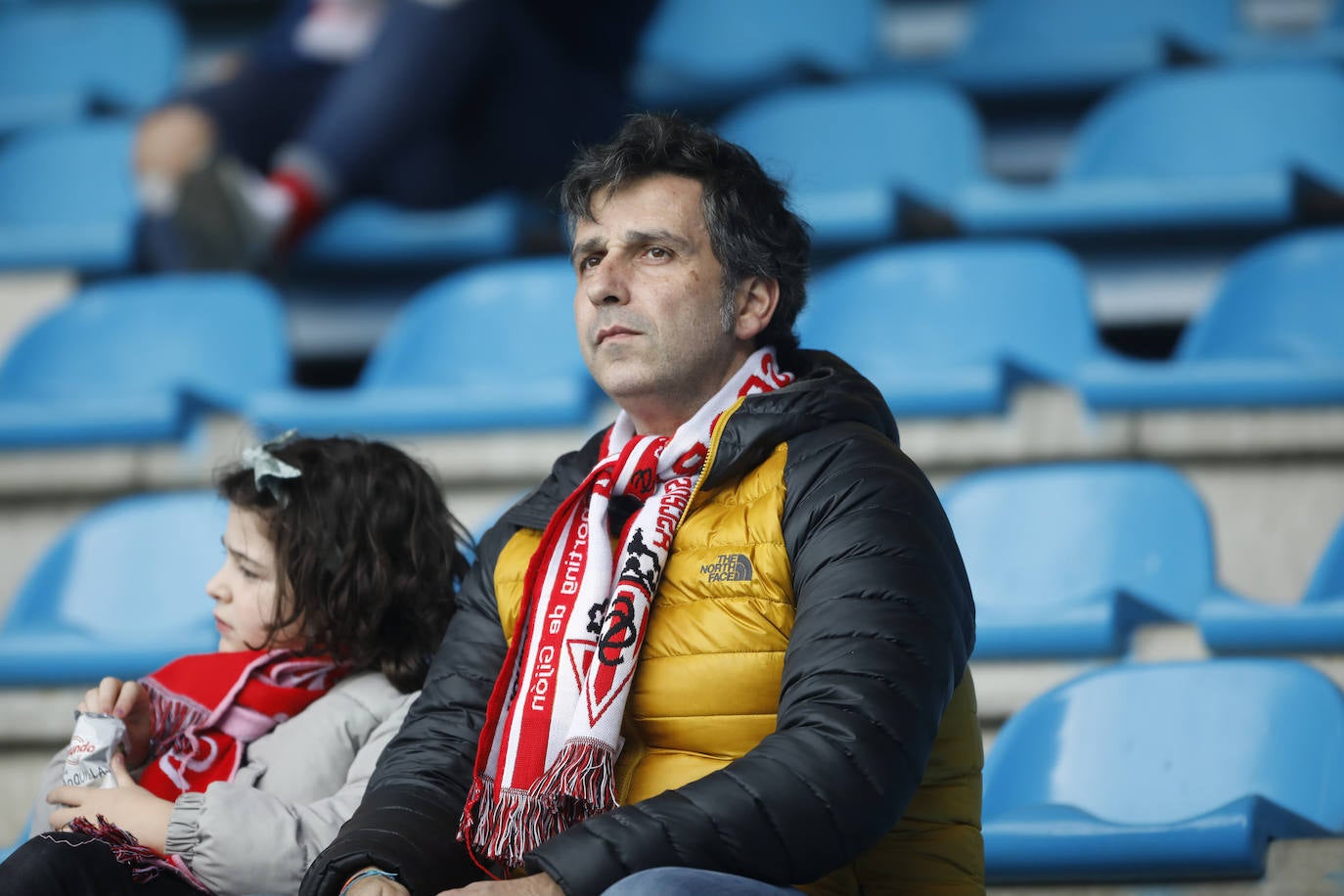 Fotos: ¿Estuviste en el Ponferradina – Sporting? ¡Búscate!