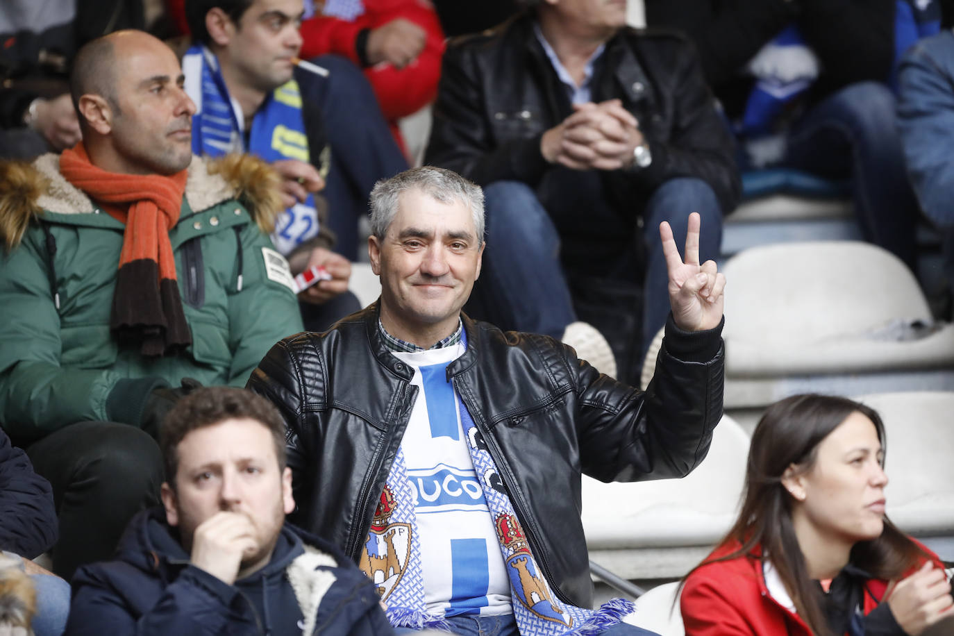 Fotos: ¿Estuviste en el Ponferradina – Sporting? ¡Búscate!