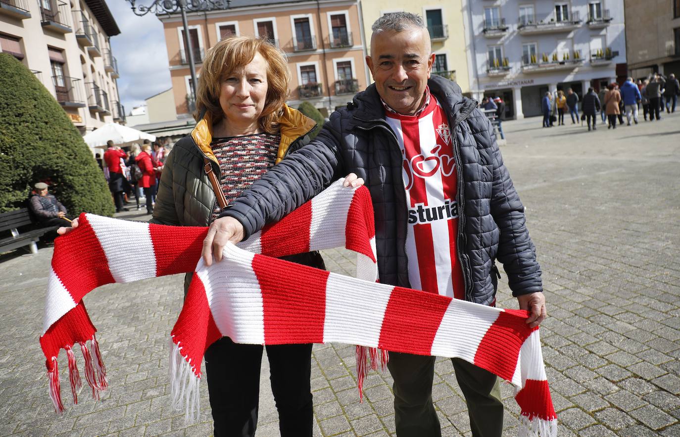 Fotos: ¿Estuviste en el Ponferradina – Sporting? ¡Búscate!