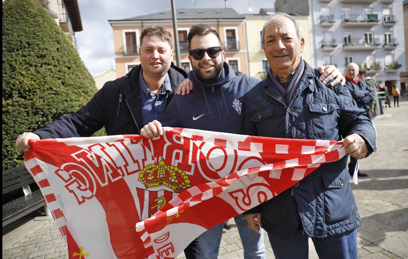 Fotos: ¿Estuviste en el Ponferradina – Sporting? ¡Búscate!