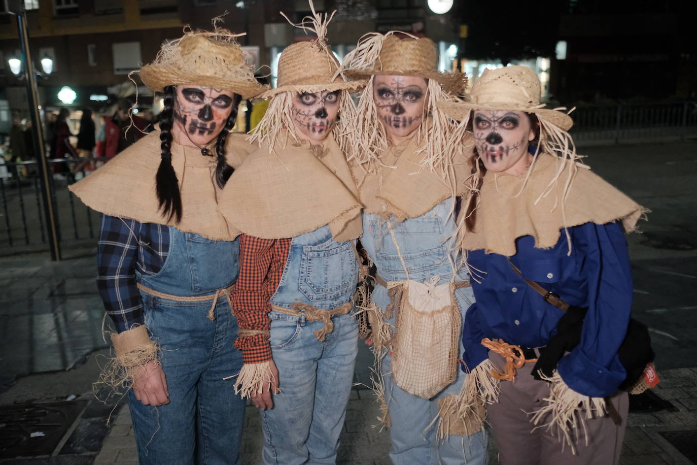 La capital del Principado disfrutó este fin de semana de las fiestas con la presencia de personajes dispares. 