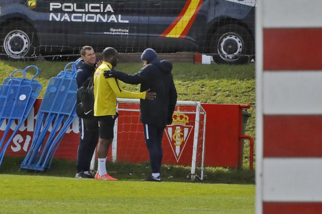 Djukic mantuvo un encuentro ayer con Babin en presencia de Roberto Montes. 