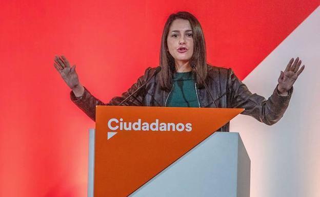 Arrimadas se hace con los nueve compromisarios electos por Asturias