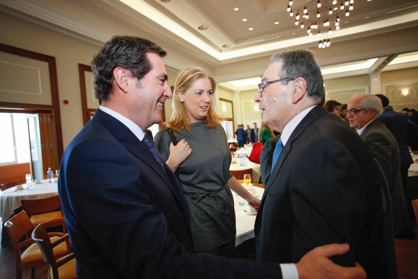 El presidente de la Confederación Española de Organizaciones Empresariales (CEOE) participa en la jornada 'Retos y oportunidades de las empresas ante el nuevo ciclo', organizada por EL COMERCIO y Liberbank