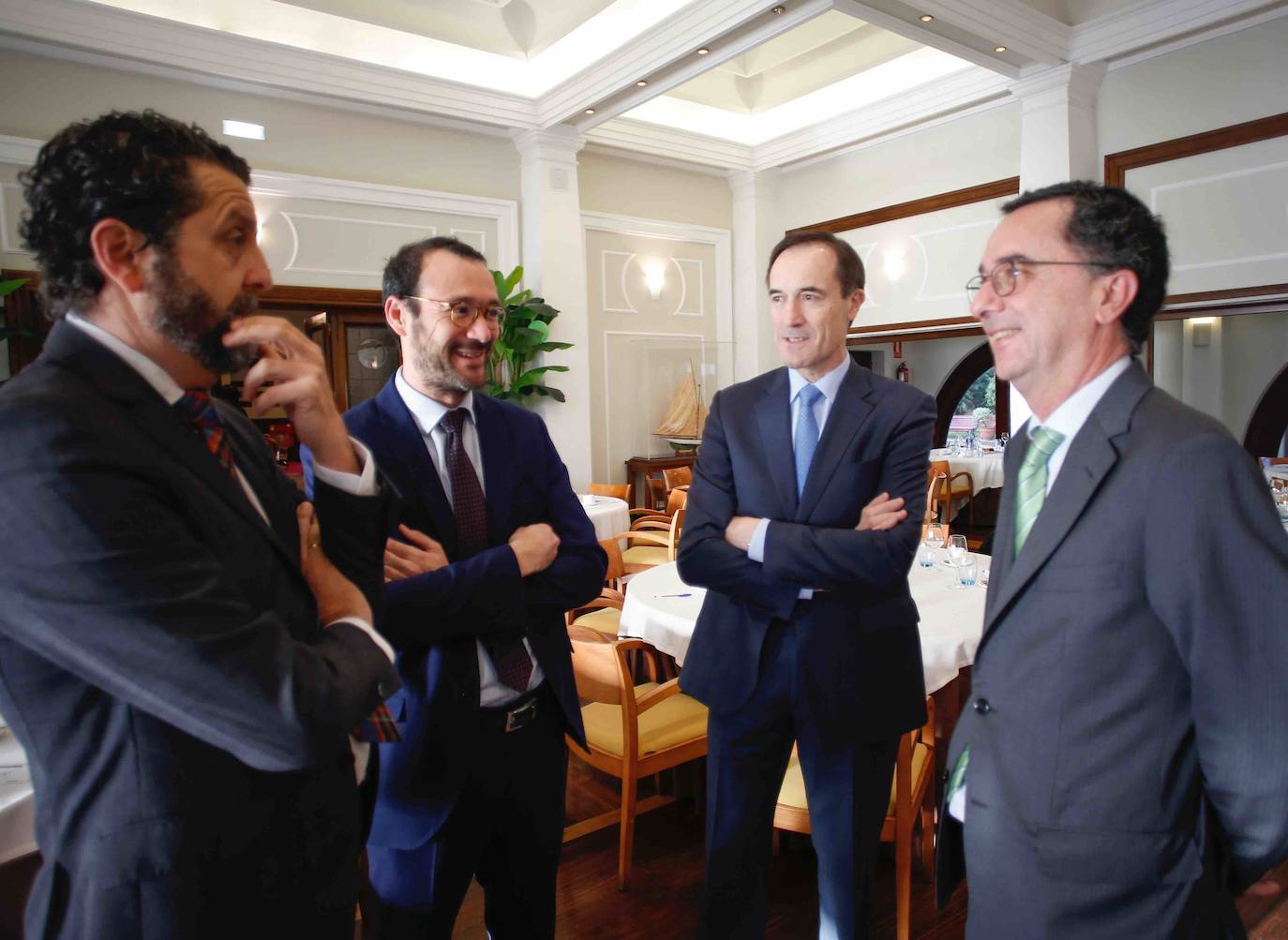 El presidente de la Confederación Española de Organizaciones Empresariales (CEOE) participa en la jornada 'Retos y oportunidades de las empresas ante el nuevo ciclo', organizada por EL COMERCIO y Liberbank