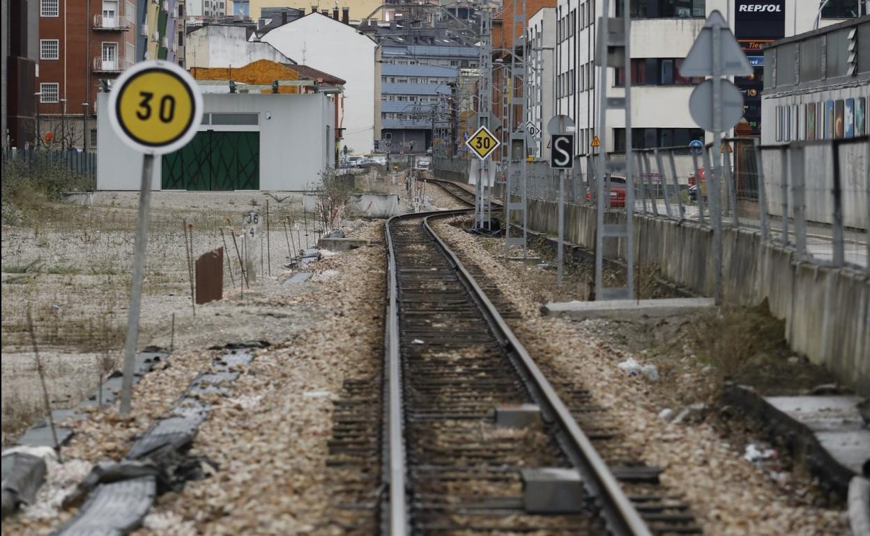 Estado de las obras del soterramiento, paralizadas. 