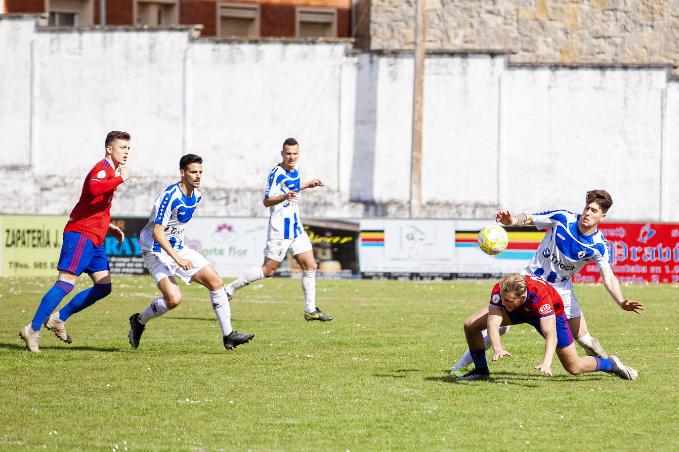 Natalio de penalti y Castaño de falta firman un triunfo vital