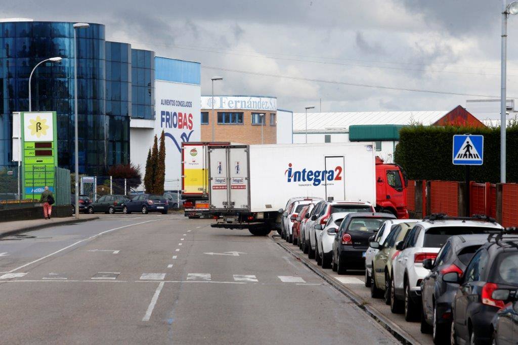 Los trabajadores comienzan una jornada laboral con estado de Alarma en vigor