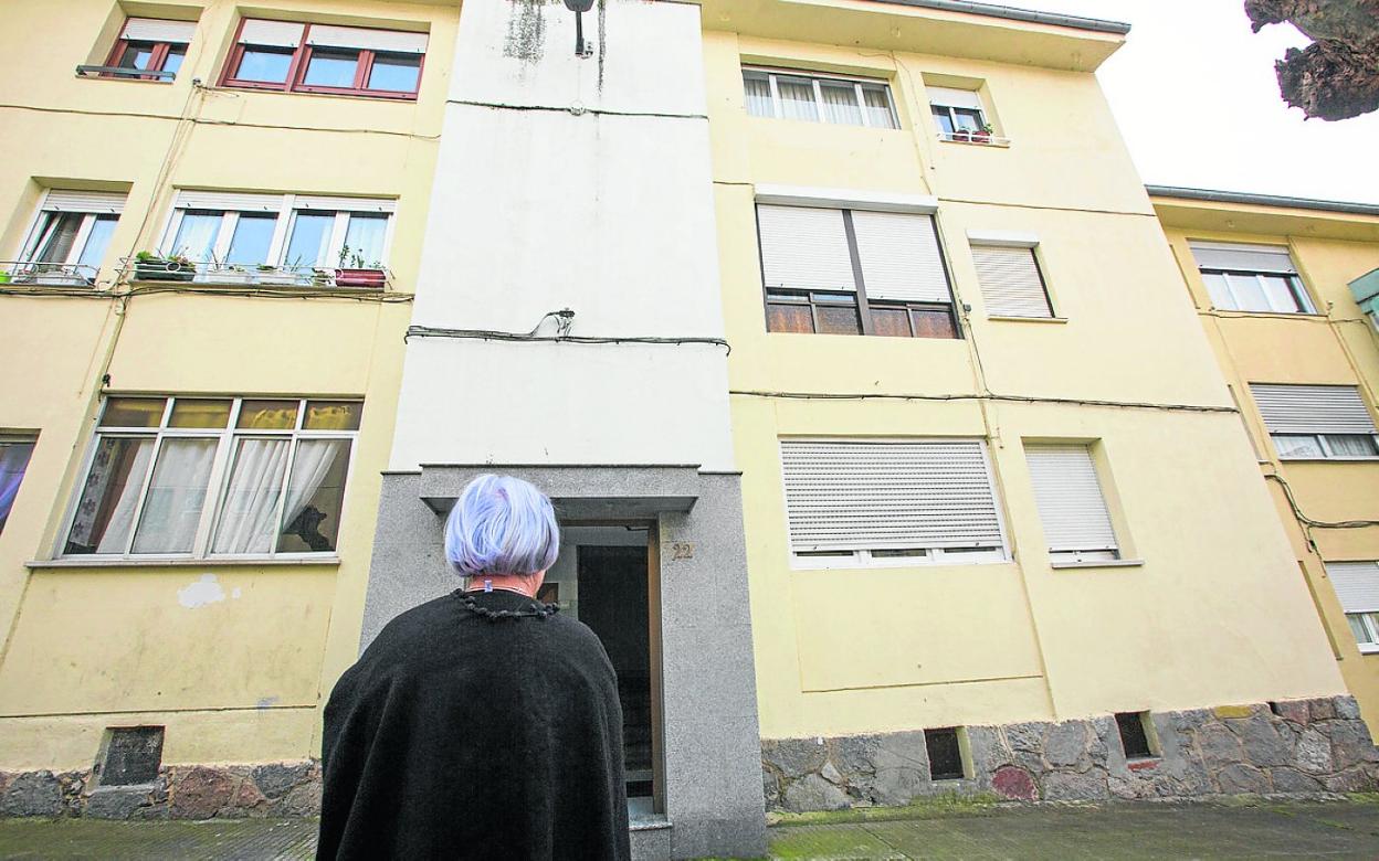 El inmueble en el que se registran molestias y amenazas a los vecinos payos. 