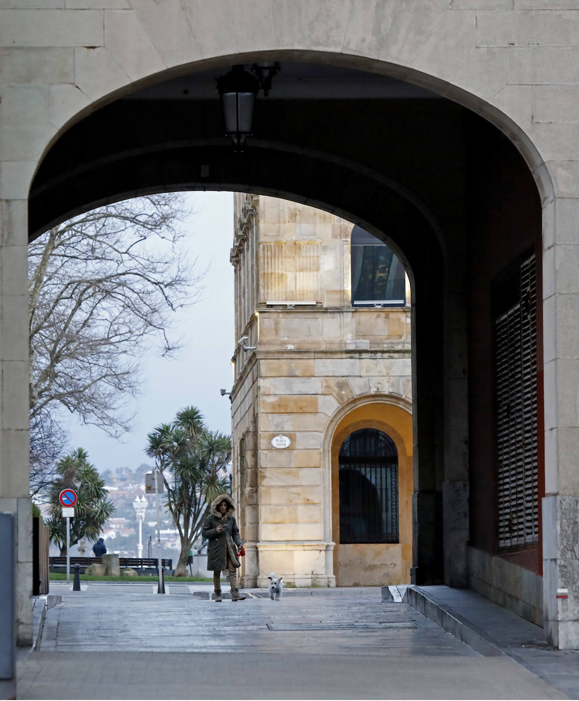 Apenas ciudadanos es la tónica general en las calles y carreteras asturianas