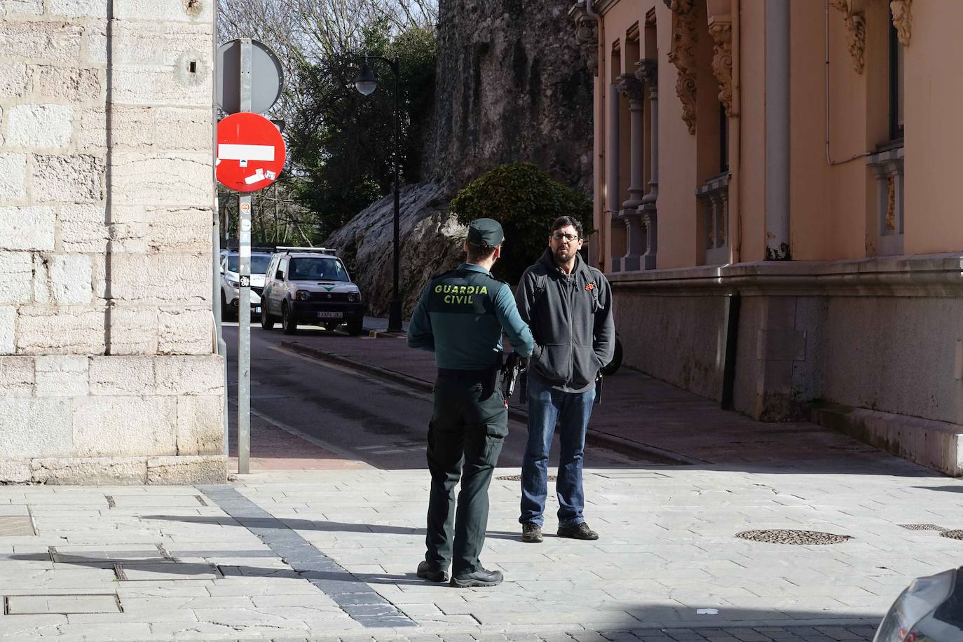 Apenas ciudadanos es la tónica general en las calles y carreteras asturianas