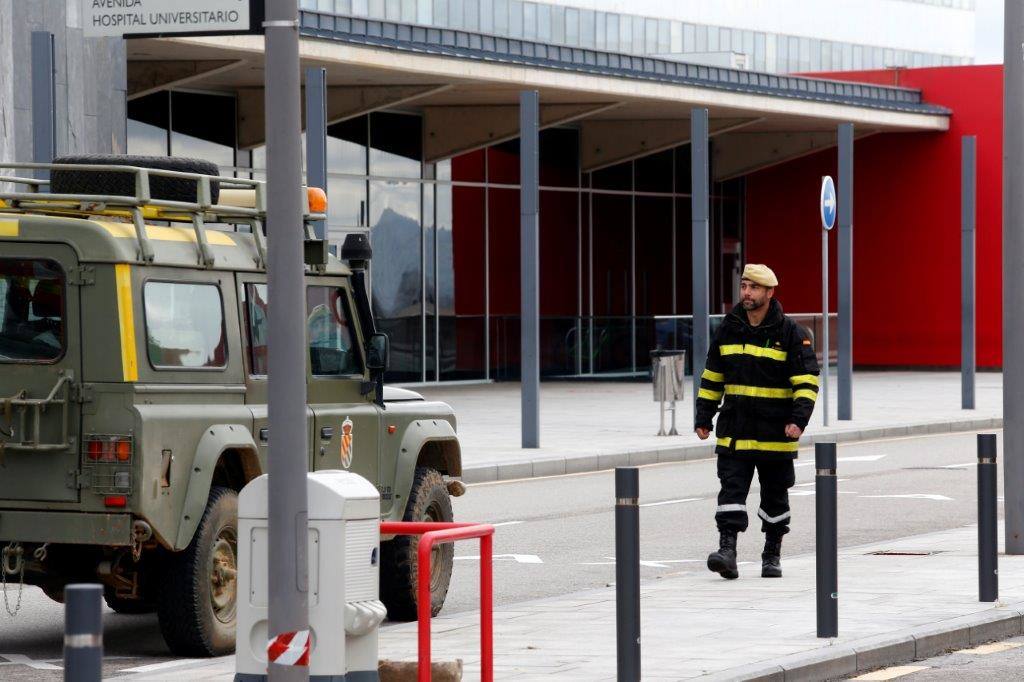 Los integrantes de la UME tendrán como una de las labores fundamentales la limpieza de edificios y zonas de uso público como estasciones de tren o autobús