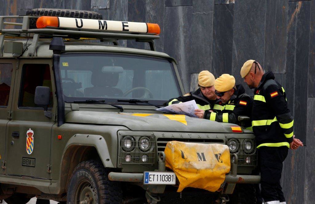 Los integrantes de la UME tendrán como una de las labores fundamentales la limpieza de edificios y zonas de uso público como estasciones de tren o autobús