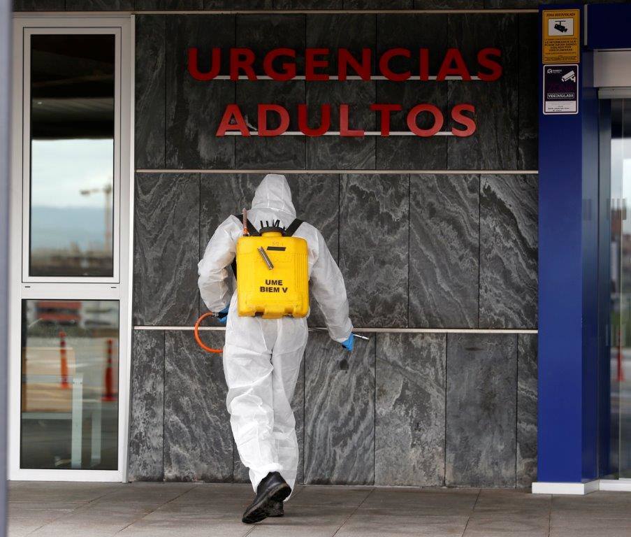 Los integrantes de la UME tendrán como una de las labores fundamentales la limpieza de edificios y zonas de uso público como estasciones de tren o autobús