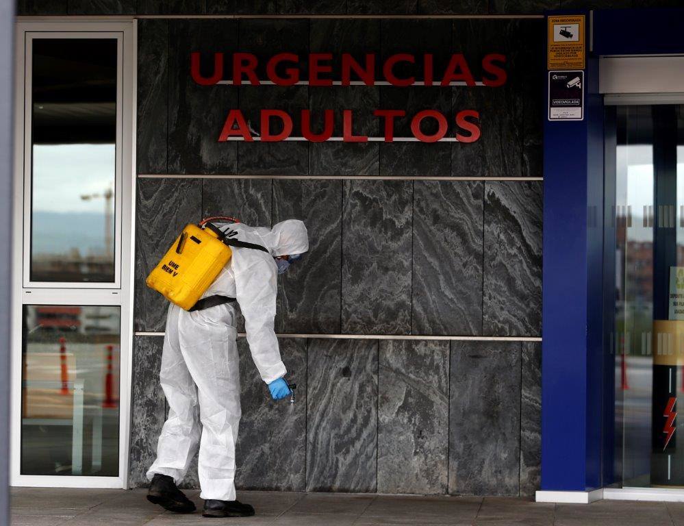 Los integrantes de la UME tendrán como una de las labores fundamentales la limpieza de edificios y zonas de uso público como estasciones de tren o autobús