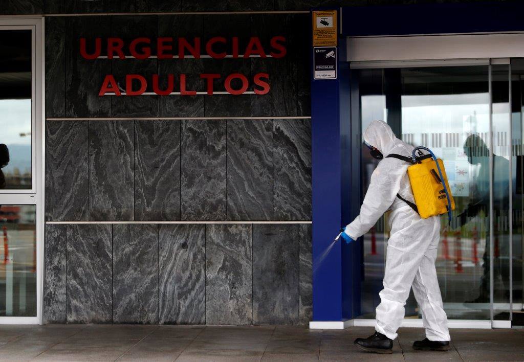 Los integrantes de la UME tendrán como una de las labores fundamentales la limpieza de edificios y zonas de uso público como estasciones de tren o autobús