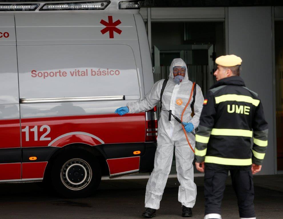 Los integrantes de la UME tendrán como una de las labores fundamentales la limpieza de edificios y zonas de uso público como estasciones de tren o autobús