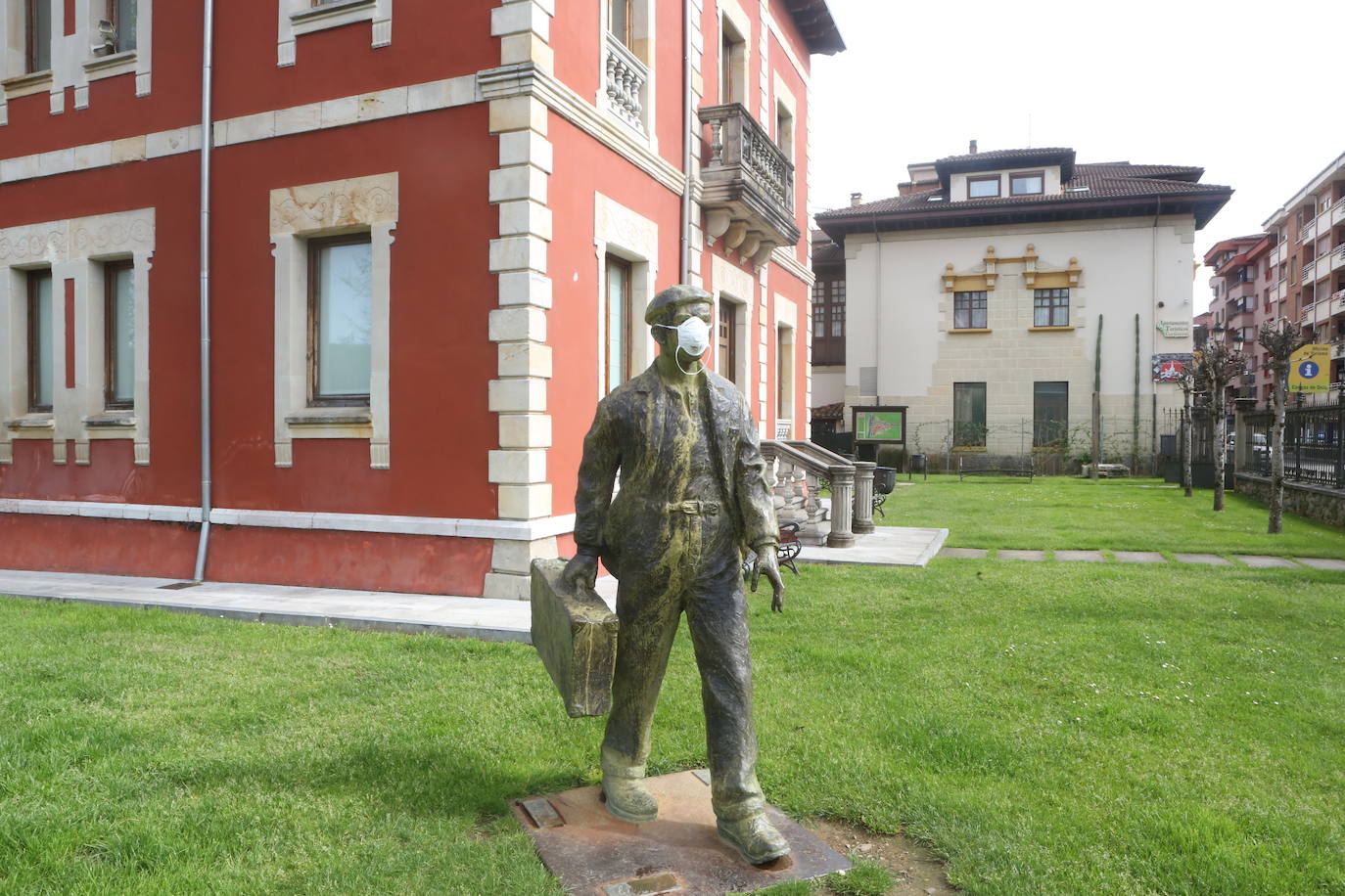 Los asturianos siguen viviendo bajo las restricciones que impone el Estado de Alarma por el coronavirus 