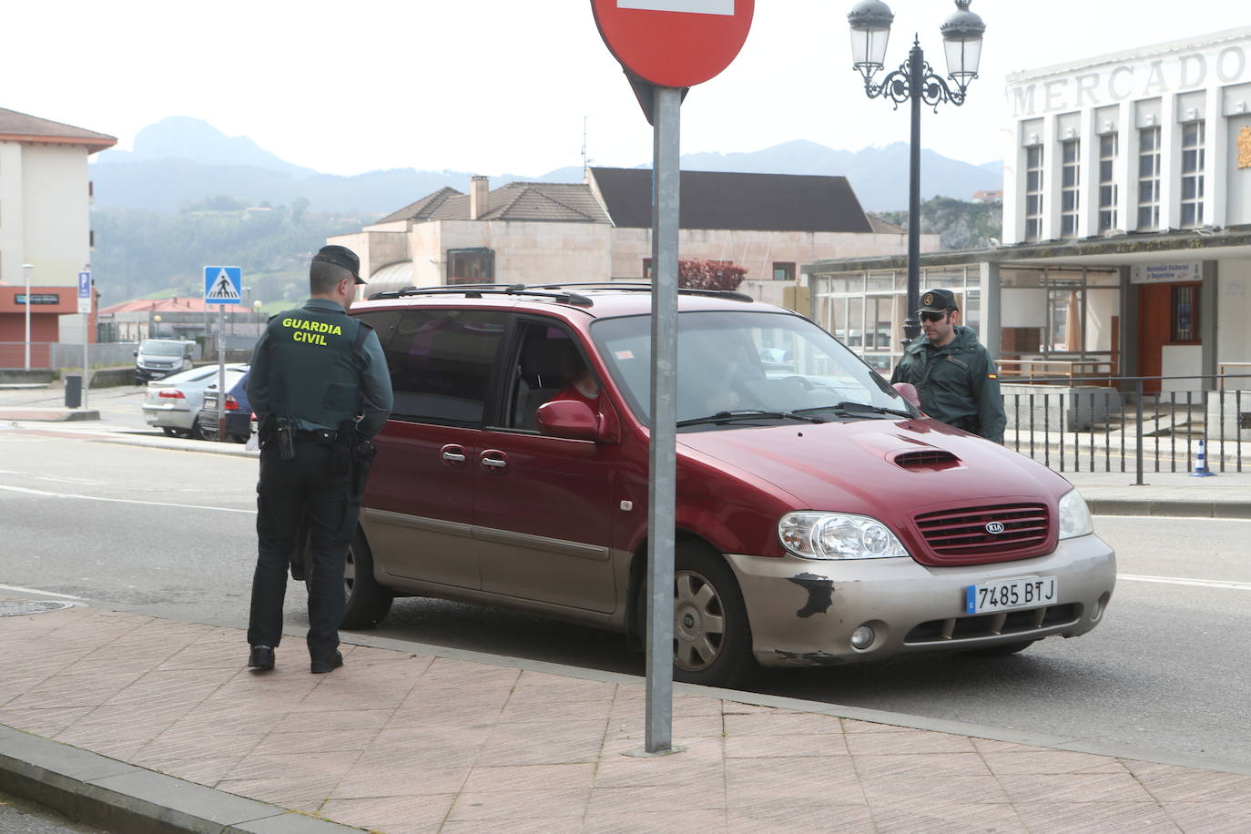 Los asturianos siguen viviendo bajo las restricciones que impone el Estado de Alarma por el coronavirus 