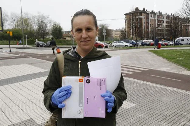 «Aseamos a los más débiles solo con unos guantes»