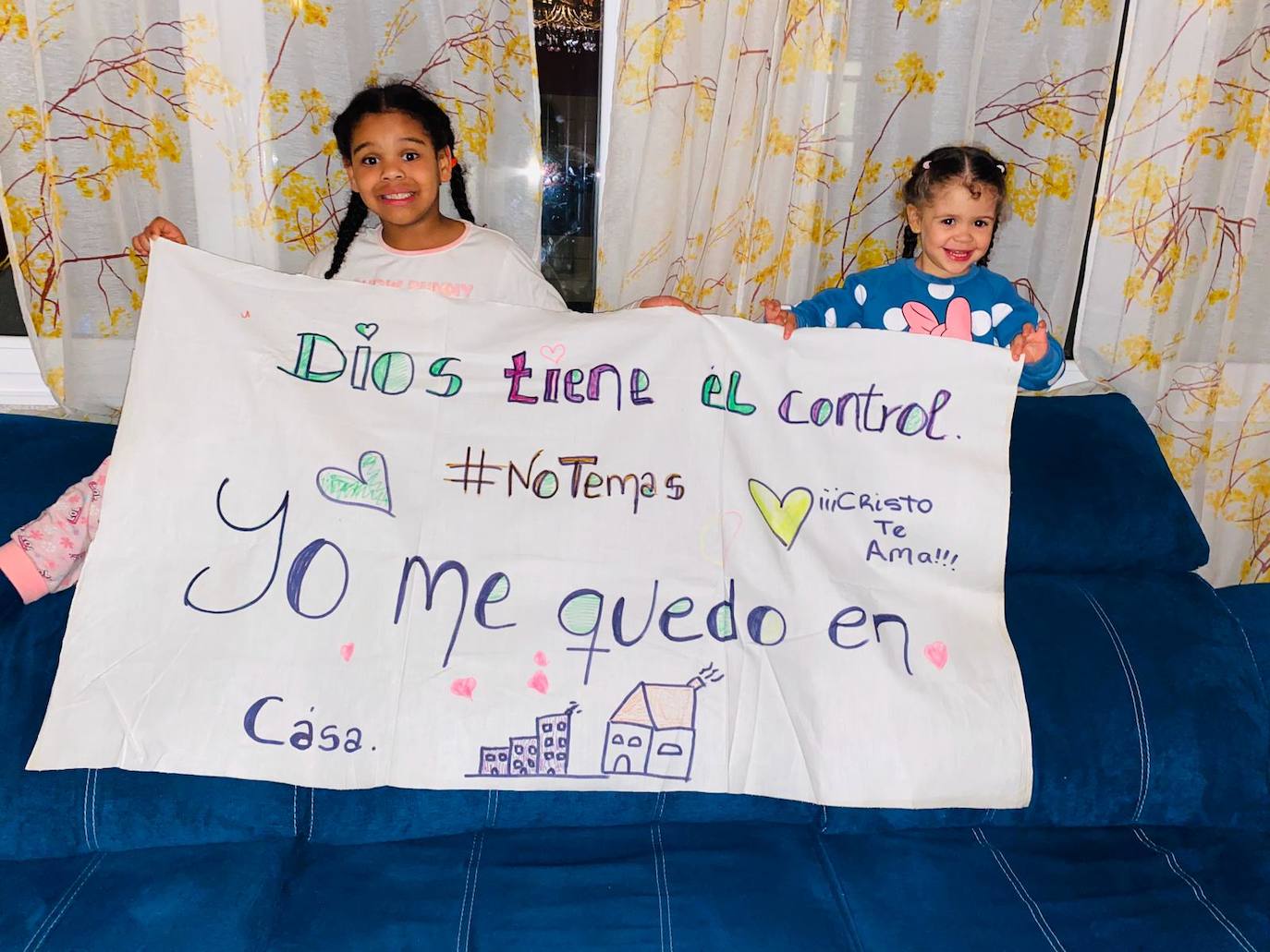 Dara Esther Terrero Matos y Addiela María Grullón Terrero | 7 y 2 años - Colegio San Miguel de Gijón y Guardería Tateti