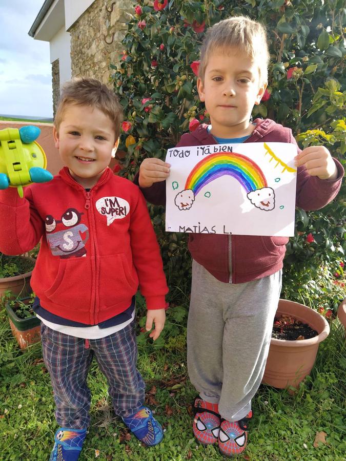 Matías y Lucas Villamil | 5 y 3 años (Tapia)