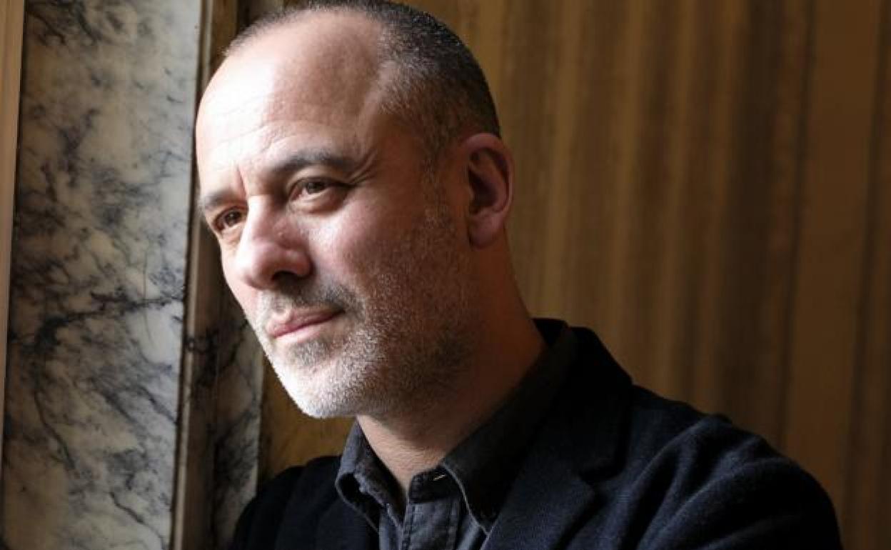 Javier Gutiérrez: «Soy un tipo muy normal, no me veo haciendo de Bruce Willis»