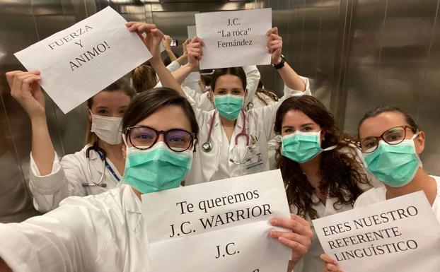 Coronavirus | Un médico del HUCA se convierte en el primer sanitario asturiano en salir de la UCI 