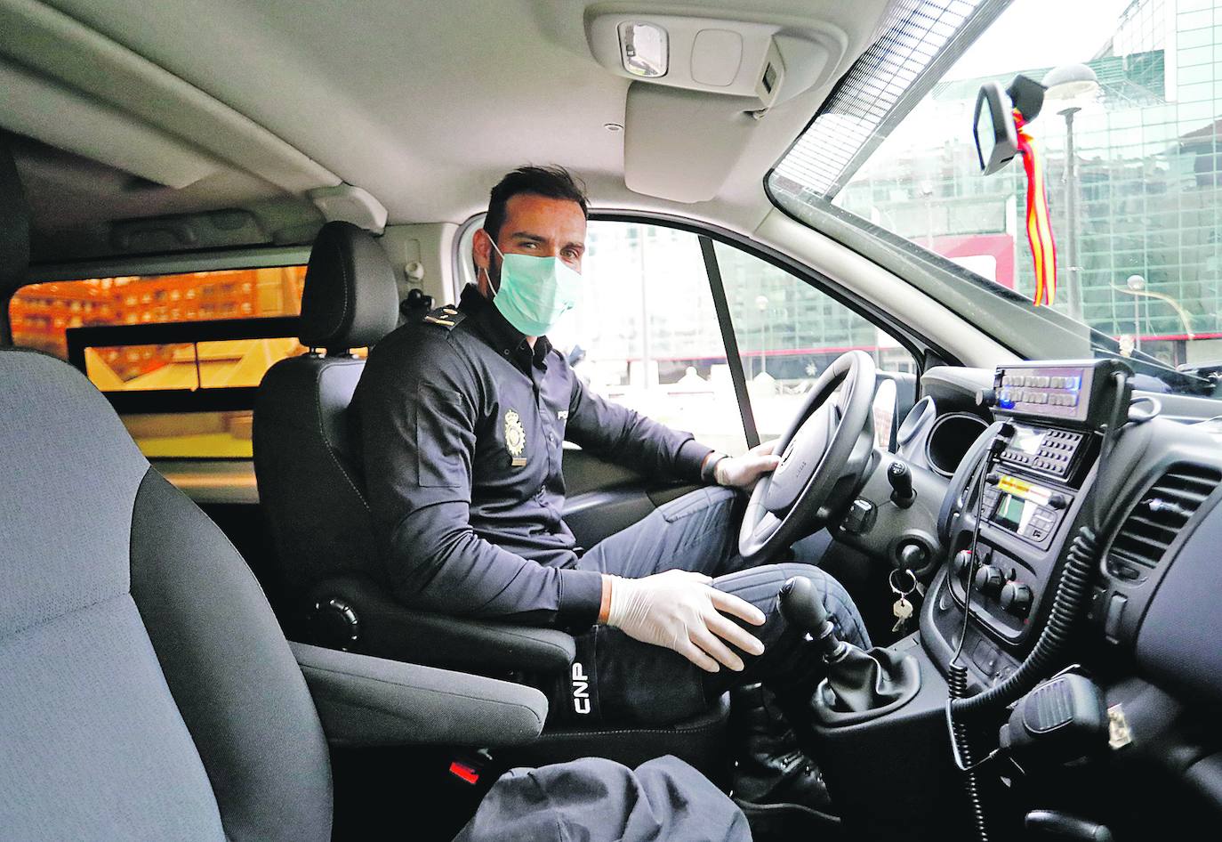 La pandemia ha dejado calles vacías, momentos trágicos y gestos de esperanza en una región que lucha contra la enfermedad.