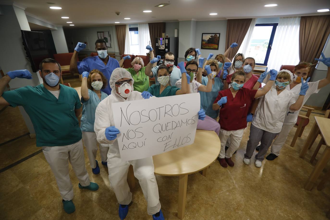 La pandemia ha dejado calles vacías, momentos trágicos y gestos de esperanza en una región que lucha contra la enfermedad.