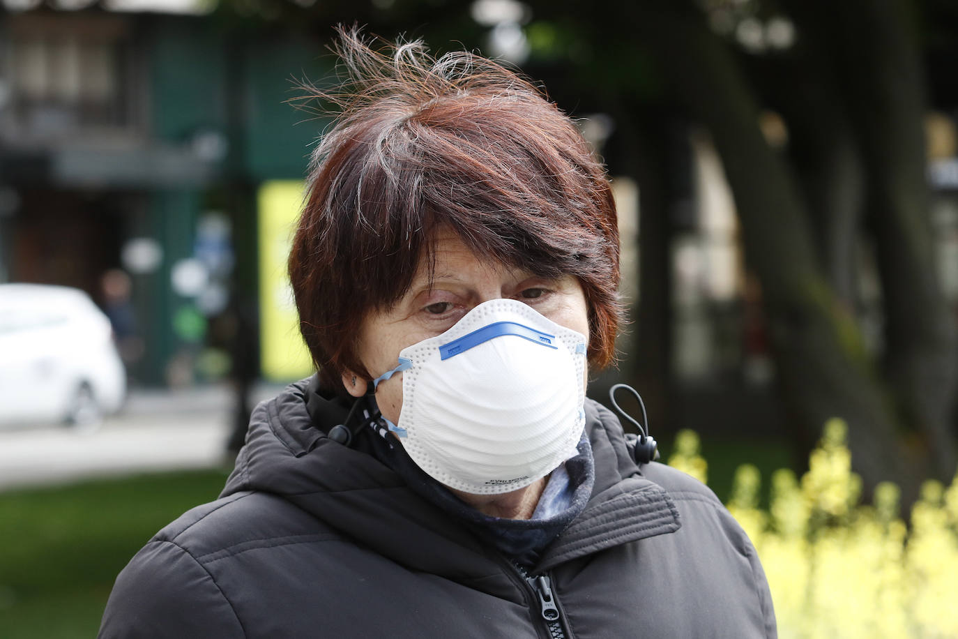 Fotos: Los tipos de mascarillas con los que los asturianos salen a la calle