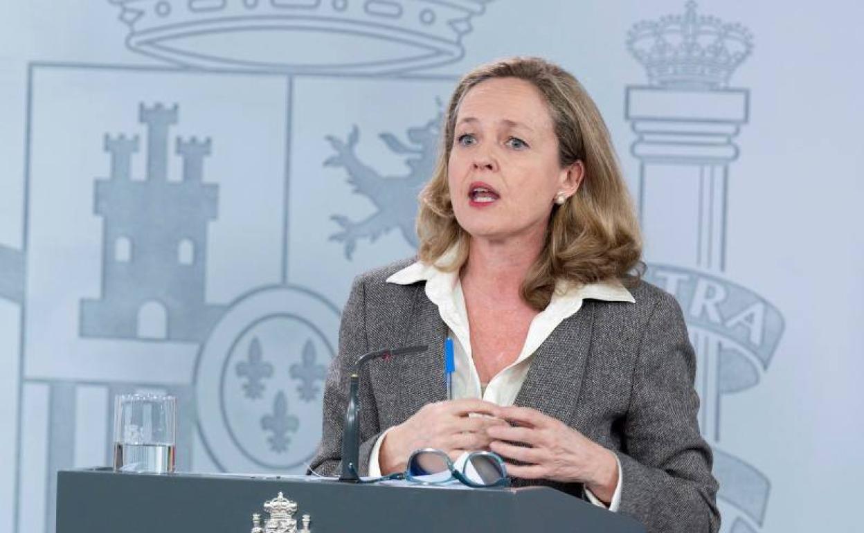 La vicepresidenta tercera y ministra de Asuntos Económicos y Transformación Digital, Nadia Calviño. 